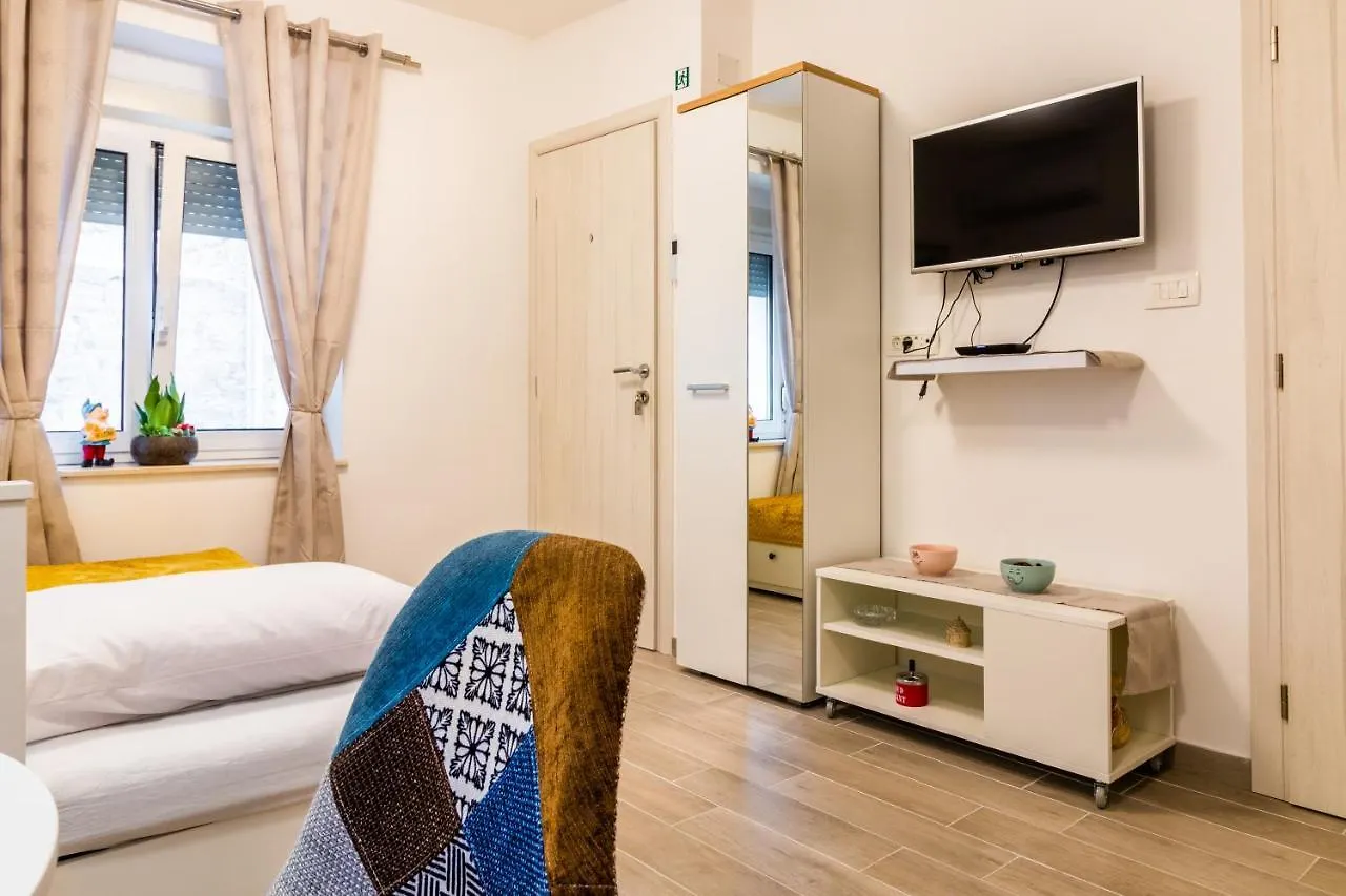 Studio Apartman Mirela Kastel Stafilic Kaštela