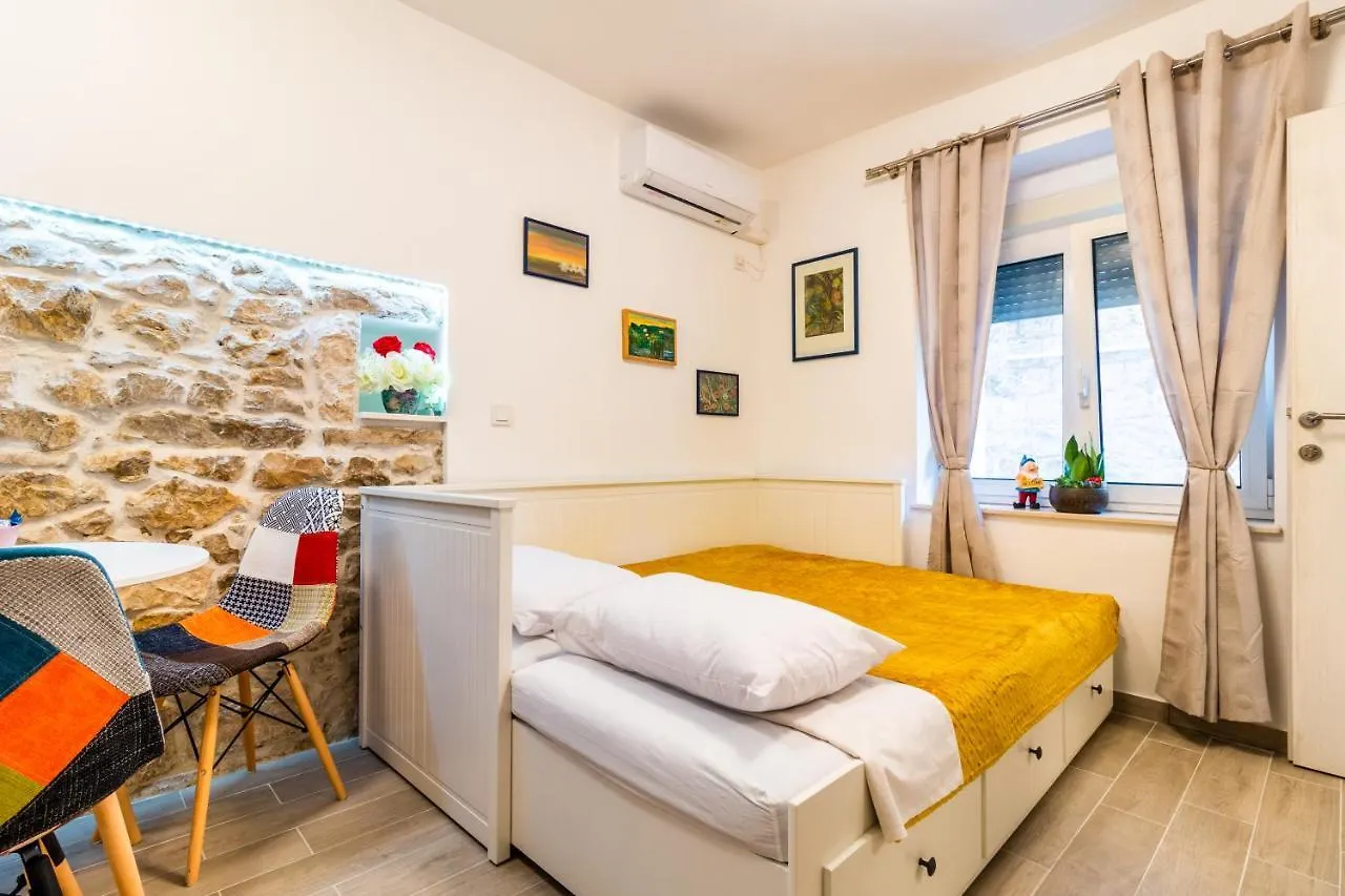 Studio Apartman Mirela Kastel Stafilic Kaštela Apartmán